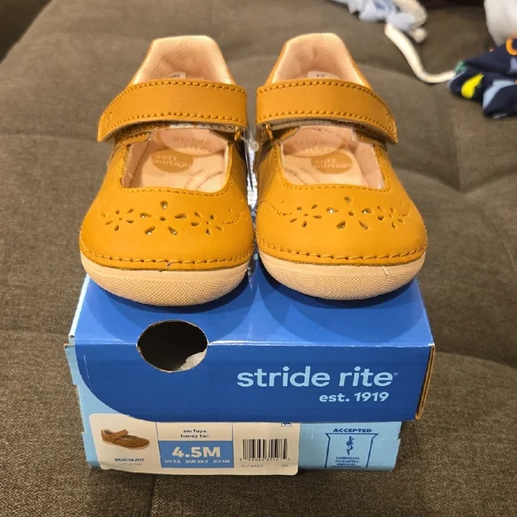 NIB Stride Rite Faye Soft Motion Mary Jane Shoes - Picture 1 of 8